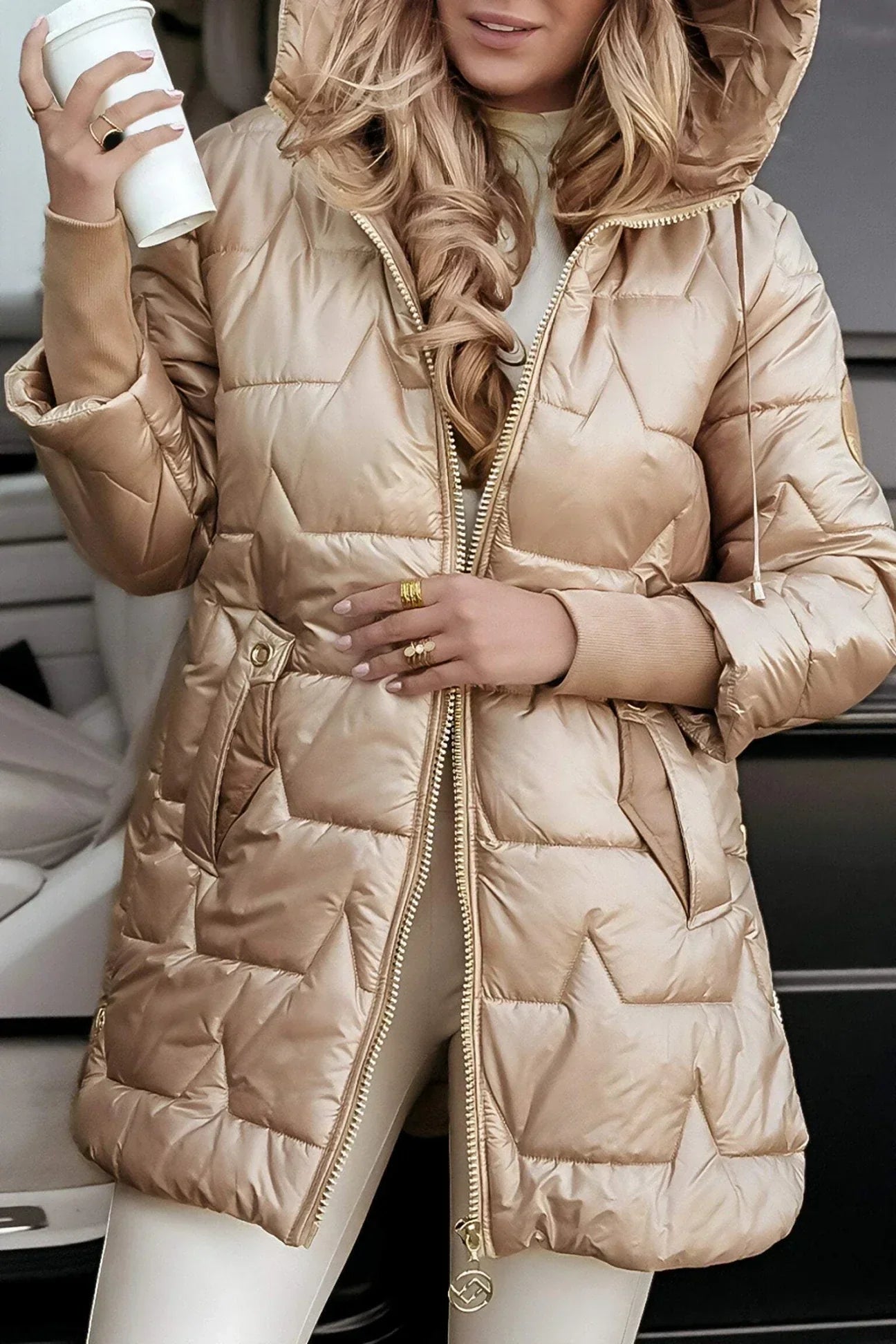 Selina™ | Manteau d'hiver élégant avec capuche et rembourrage