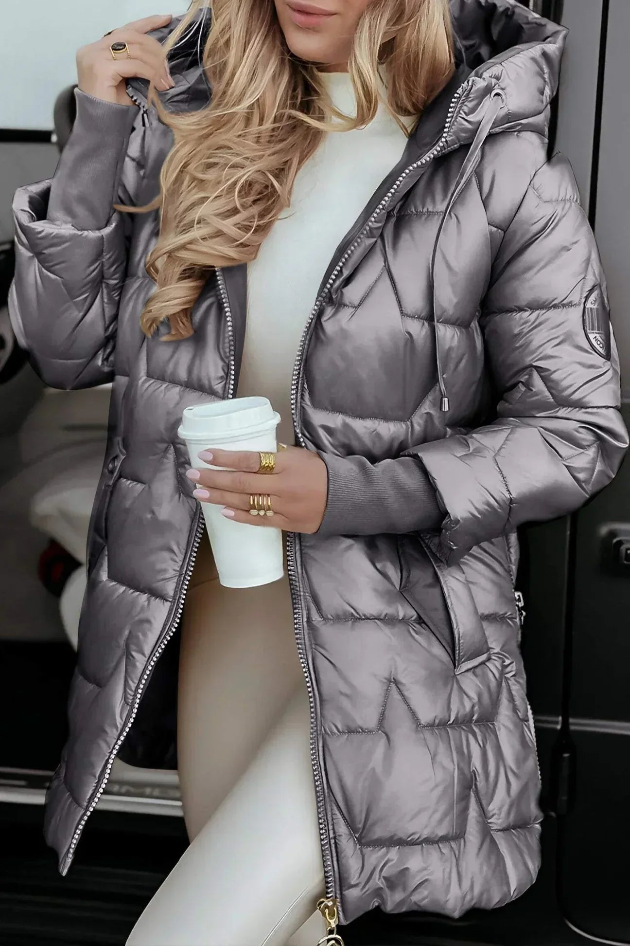 Selina™ | Manteau d'hiver élégant avec capuche et rembourrage