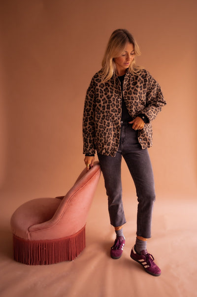 Lola™ | Veste tendance à imprimé léopard